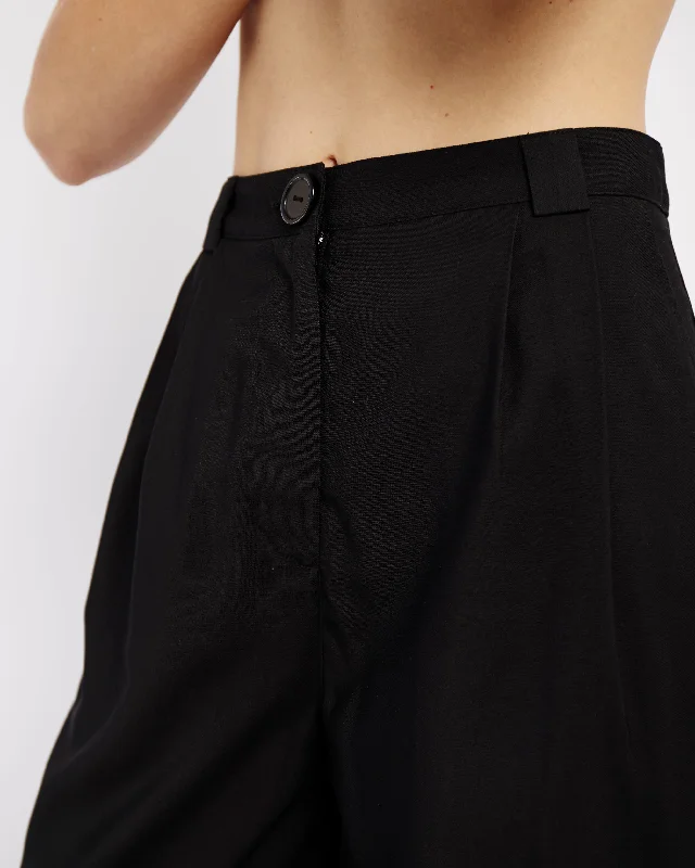 Puddle Pants in Black