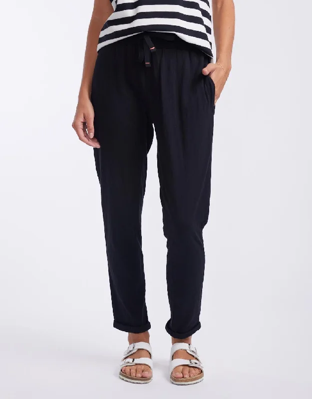 Turn Back Lightweight Jogger - Black