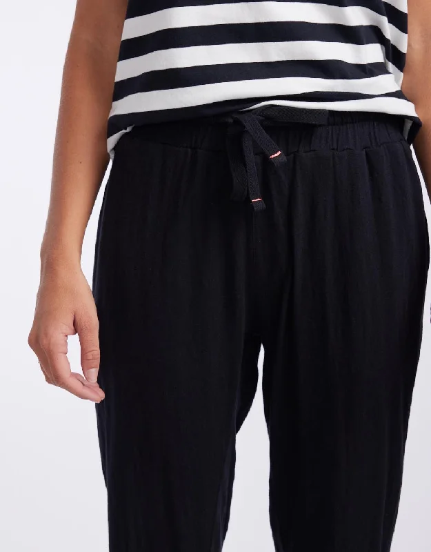 Turn Back Lightweight Jogger - Black