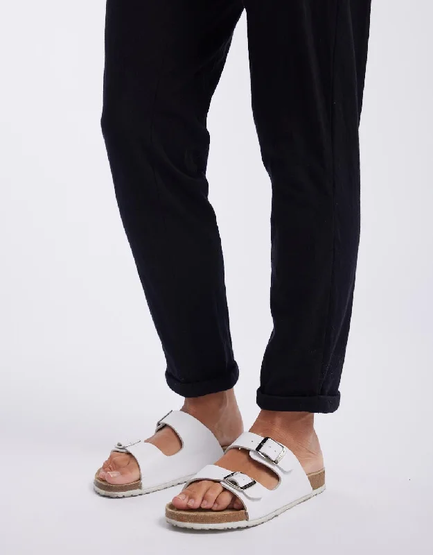 Turn Back Lightweight Jogger - Black