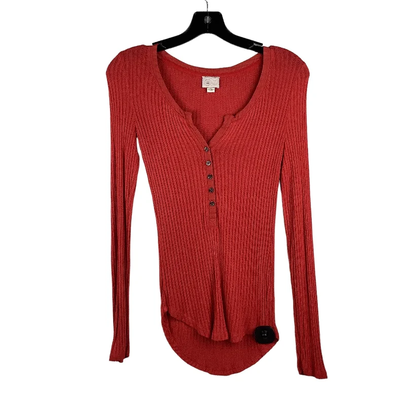 Top Long Sleeve By Anthropologie In Red, Size: S