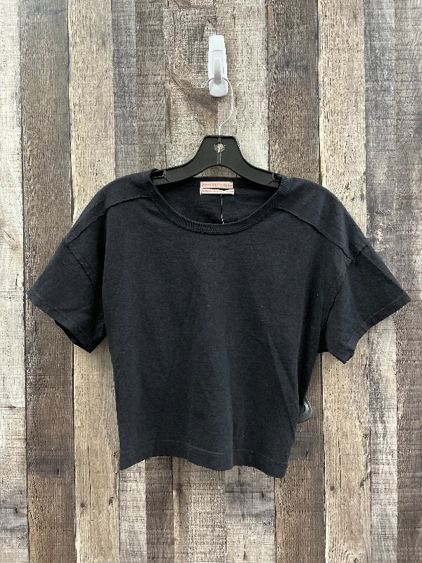 Top Short Sleeve By Urban Outfitters In Black, Size: M